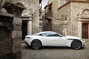 La web de Aston Martin filtra la existencia del nuevo DB11 AMR