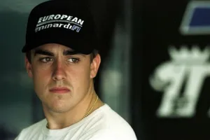 La carta de Alonso al joven Fernando que debutó en 2001