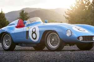 Ferrari 500 Mondial Series II: el Ferrari "del Almirante" a subasta