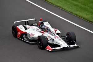 Marco Andretti coge el timón en el segundo día; Servià es noveno