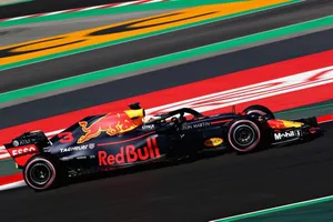 Ricciardo pide la presencia permanente del neumático hiperblando en cada carrera