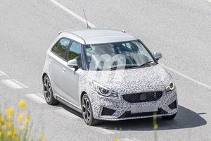 La versión Sport del nuevo MG3 2019 cazada en unos test en carretera