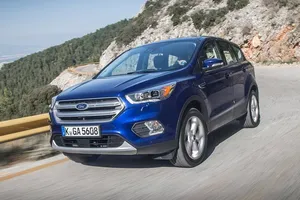 El Ford Kuga estrena versiones con cambio automático y acabado Trend+