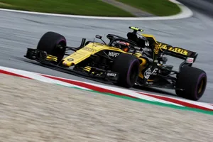 Sainz: "Haas está medio segundo por delante"