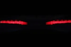 El Bugatti Divo muestra sus nuevas ópticas en su último y amenazante teaser