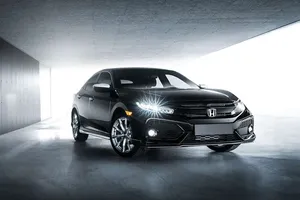 Honda Civic Silver Line, una edición que aporta elegancia y deportividad