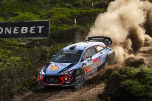 Finlandia, tierra hostil para el líder Thierry Neuville