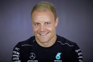 Mercedes confirma que Bottas seguirá junto a Hamilton