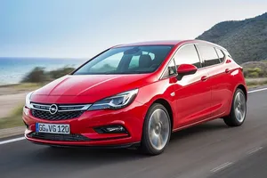 El Opel Astra mejora su oferta diésel con un motor 1.6 Bi-Turbo