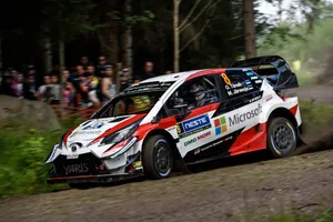 Ott Tänak pone tierra de por medio en el Rally de Finlandia