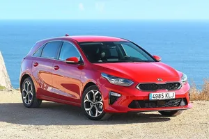 Todos los precios del nuevo Kia Ceed, ¡el compacto coreano estrena generación!