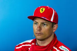 Räikkönen considera justa la penalización tras golpear a Hamilton: "Fue mi error"