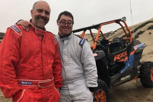 Lucas Barrón, copiloto con Síndrome de Down, al Dakar