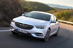 La familia Opel Insignia estrena motor 1.6 Turbo de 200 CV