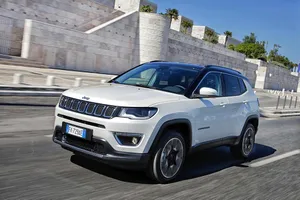 Italia - Julio 2018: Por primera vez el Jeep Compass se mete en el Top 5