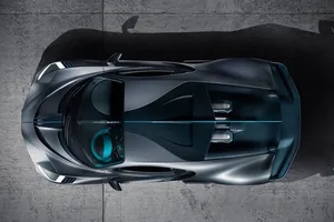 Bugatti: nuevas variantes Super Sport y Superleggera en camino
