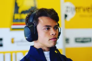 NIO Fórmula E prueba en su 'Gen 2' a Nyck de Vries 