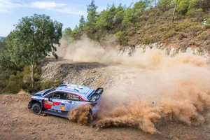 Neuville y Ogier trasladan su duelo por el WRC a Turquía