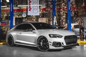 ABT irrumpe en el SEMA Show 2018 con su Audi RS5-R y un SQ5