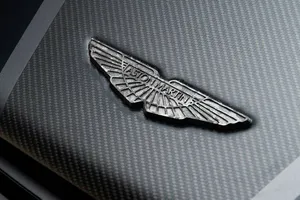 Audi y BMW celebran el salto de Aston Martin al DTM