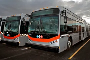 Albuquerque planea devolver una flota completa de autobuses eléctricos BYD