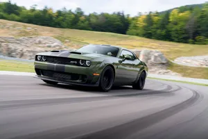 El Dodge Challenger Hellcat Redeye de Hennessey ya cuenta con 1.050 CV