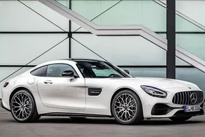 La familia Mercedes-AMG GT se renueva con interesantes novedades