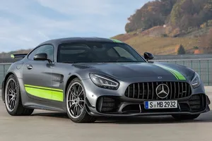 Mercedes-AMG GT R Pro, se presenta un nuevo tope de gama