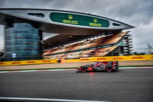 Rebellion sorprende a Toyota en los libres 3 de Shanghái