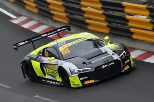 Robin Frijns comienza al frente en la FIA GT World Cup