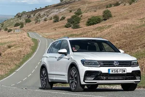 Reino Unido - Octubre 2018: El Volkswagen Tiguan destroza su récord