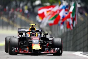 Verstappen, al frente en la igualada primera tanda en Interlagos