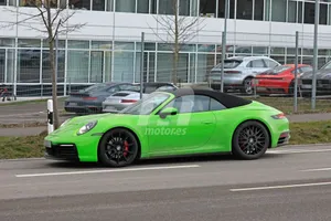 El nuevo Porsche 911 Cabriolet (992) cazado al desnudo por primera vez