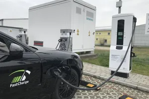 Porsche trabaja en una estación de carga ultrarrápida para todos los eléctricos del mercado