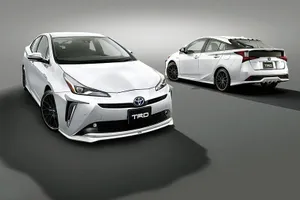 El nuevo Toyota Prius estrena imagen más agresiva gracias a TRD y Modellista