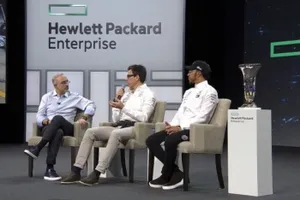 Wolff admite retrasos en el motor Mercedes de 2019 tras un cambio de diseño
