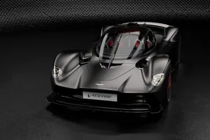 Aston Martin confirma el nuevo Valkyrie AMR Track Performance Pack