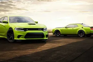 Las gamas Dodge Charger y Challenger estrenan nuevos colores fluorescentes