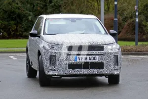 El lavado de cara del Land Rover Discovery Sport 2020, cazado de nuevo en Reino Unido