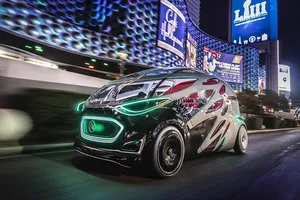 Mercedes Vision Urbanetic, redefiniendo la movilidad de las personas y mercancías