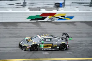 Así es una vuelta a Daytona en el GT3 de Álex Riberas