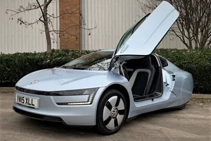 Sale a subasta en Reino Unido un Volkswagen XL1, el ejemplo de Ferdinand Piëch de eficiencia