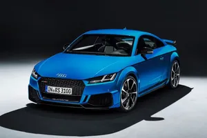 Audi TT RS: las versiones de 400 CV estrenan diseño y novedades técnicas
