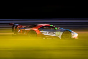 Johnson y Bomarito cierran la alineación de Ford en Sebring