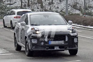 Las nuevas pruebas del nuevo B-SUV de Ford desvelan parte de su interior