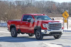 Primeras imágenes del nuevo GMC Sierra HD en formato Double Cab