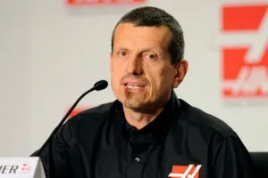 Steiner propone una reducción drástica de los viernes de Gran Premio