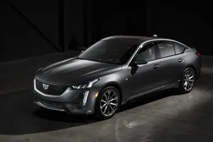 El nuevo Cadillac CT5 2020 desvelado antes del Salón de Nueva York