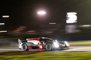 Alonso lleva al Toyota #8 a la pole en Sebring con su vuelta de récord 