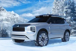 Mitsubishi Engelberg Tourer Concept, perfeccionando los híbridos enchufables